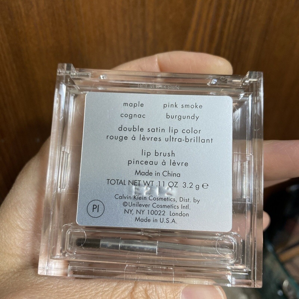 Calvin Klein Double Satin Lip Color Lipstick Quad Maple Pink Smoke Cognac….. - Picture 4 of 4